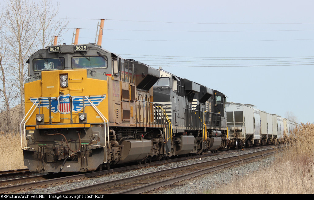 UP 8625, NS 8138 & NS 1051